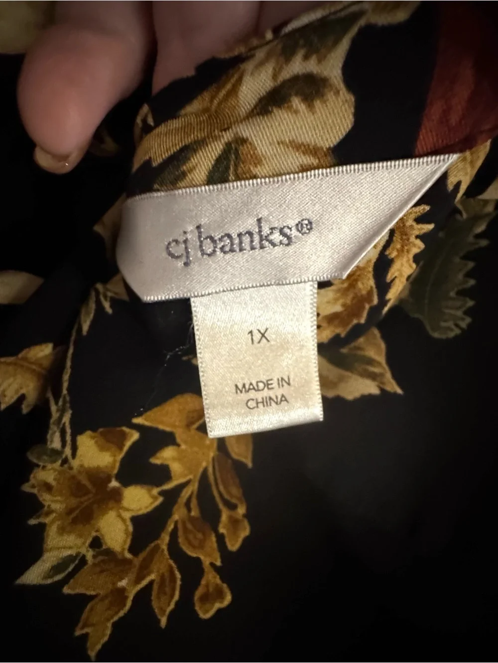 CJ Banks Black Floral Split- V-Neck Top PLUS: 1X #13 - Picture 9 of 9